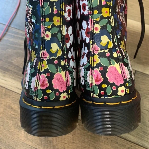 Dr. Martens Floral Moto Leather Boots size 5 - Picture 5 of 7